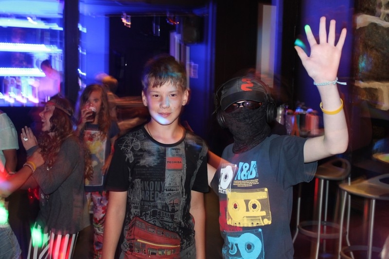 Village Camps International Summer Camp Leysin, Switzerland 2026-08-15 https://www.villagecamps.com/journals_admin/images/696-17-disco (97).jpg